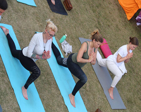 Best-ryt-ttc-Yoga-Teacher-training-course-rishikesh-india-himalayan-yoga-retreat